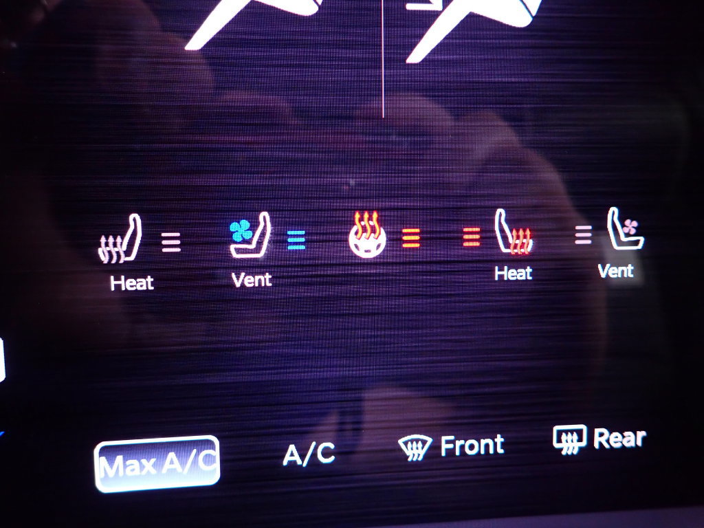 New 2027 RAM 2500 Laramie AWD/4WD image 3