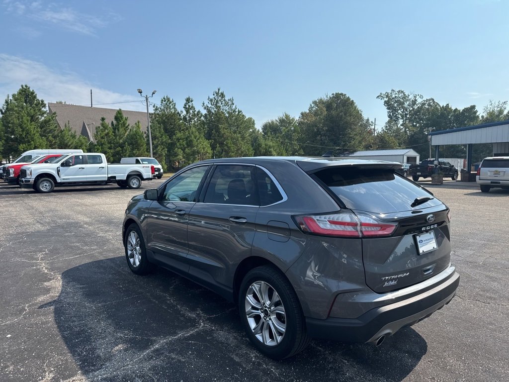 Used 2024 Ford Edge Titanium image 14