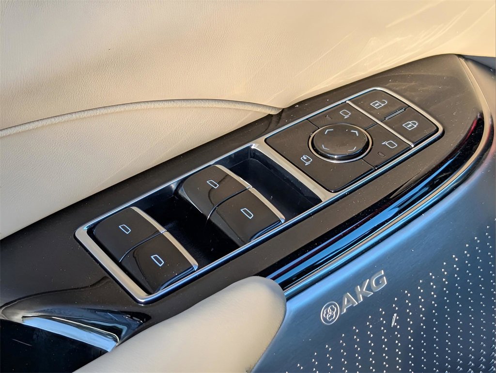 New 2025 Cadillac Lyriq Sport image 13