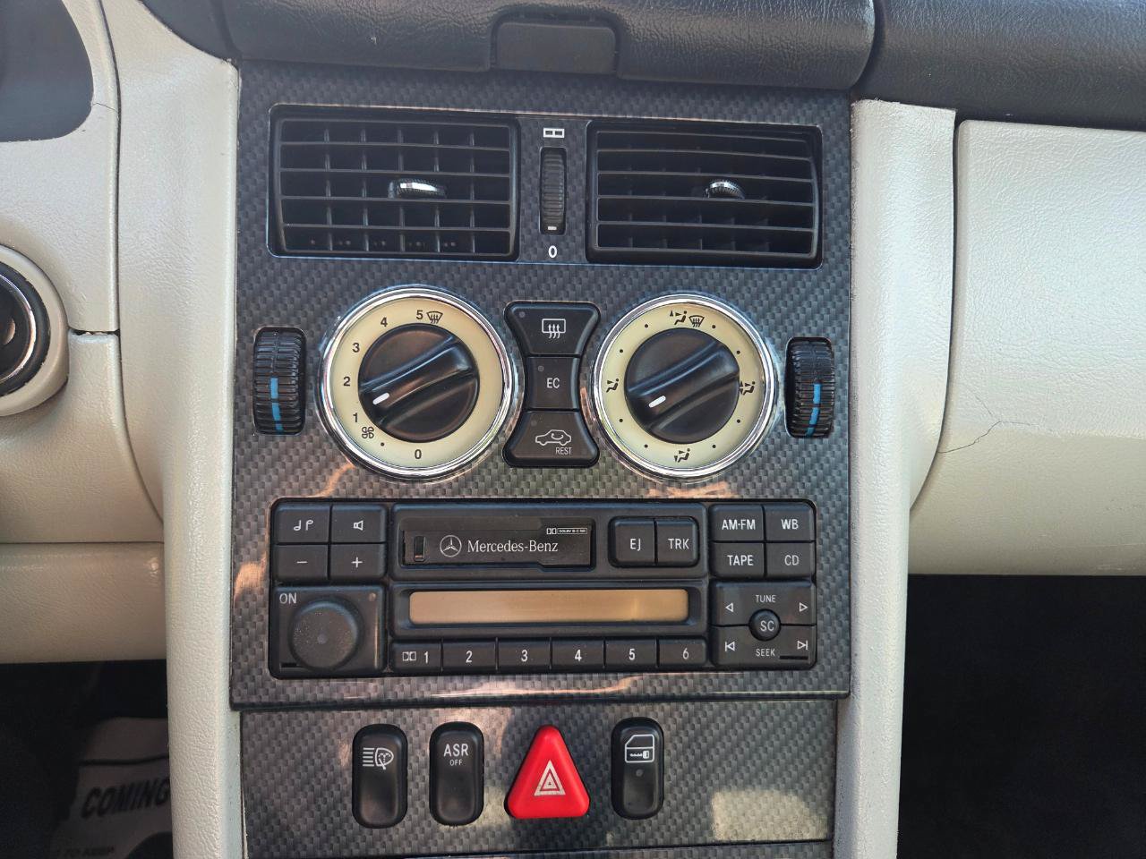 Used 1998 Mercedes-Benz SLK 230 image 11
