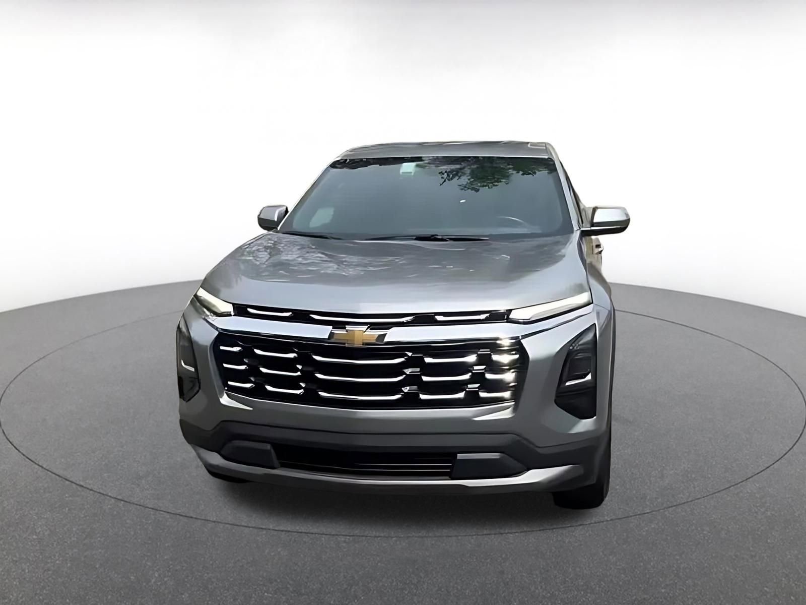 Used 2025 Chevrolet Equinox LT image 4