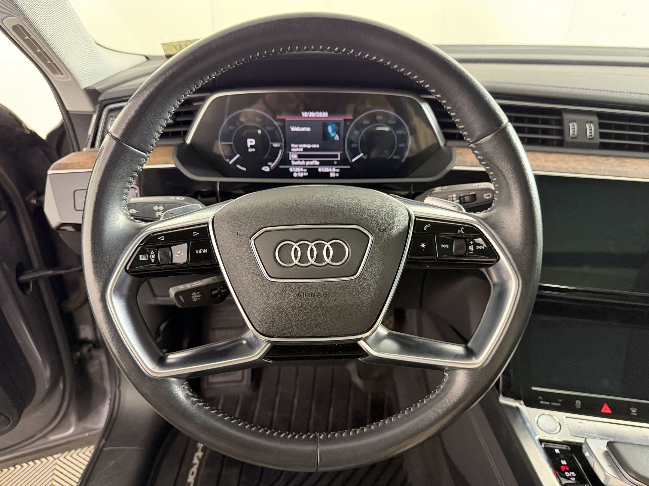 Used 2019 Audi e-tron Premium Plus AWD/4WD image 11