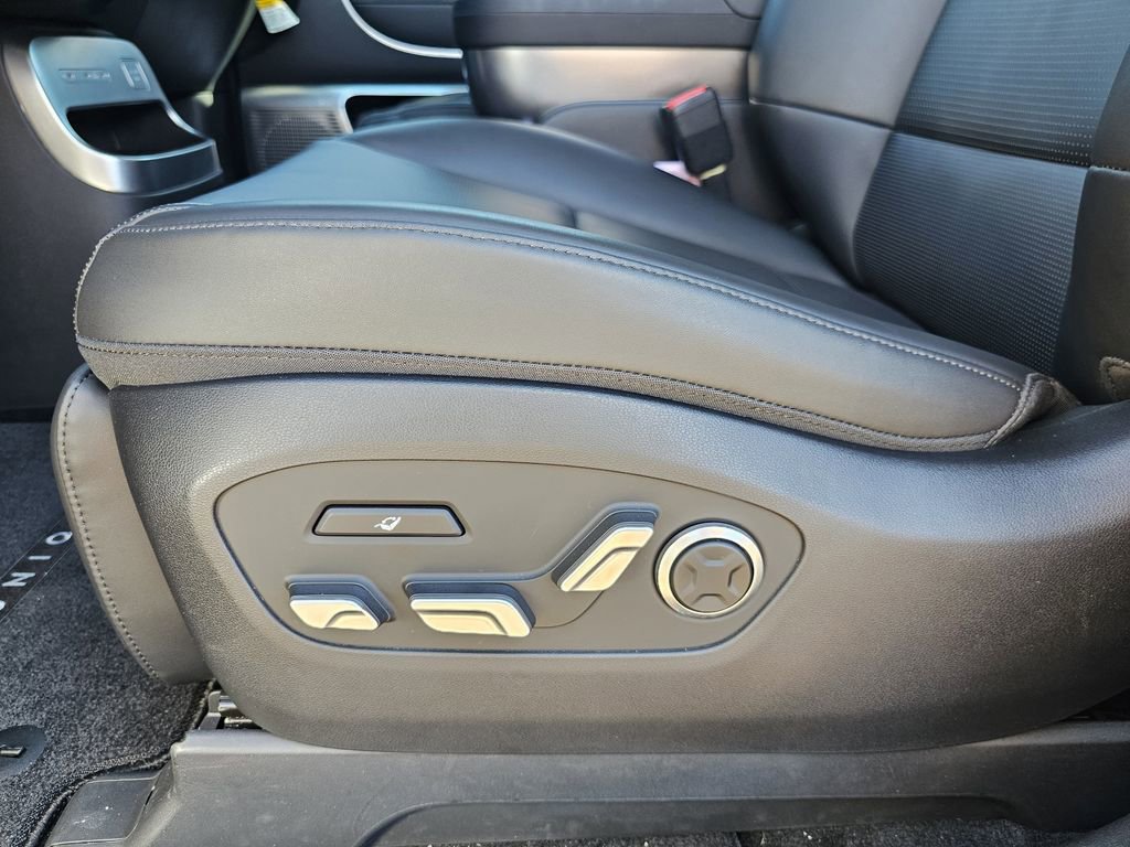 New 2026 Hyundai Ioniq 9 Limited image 10