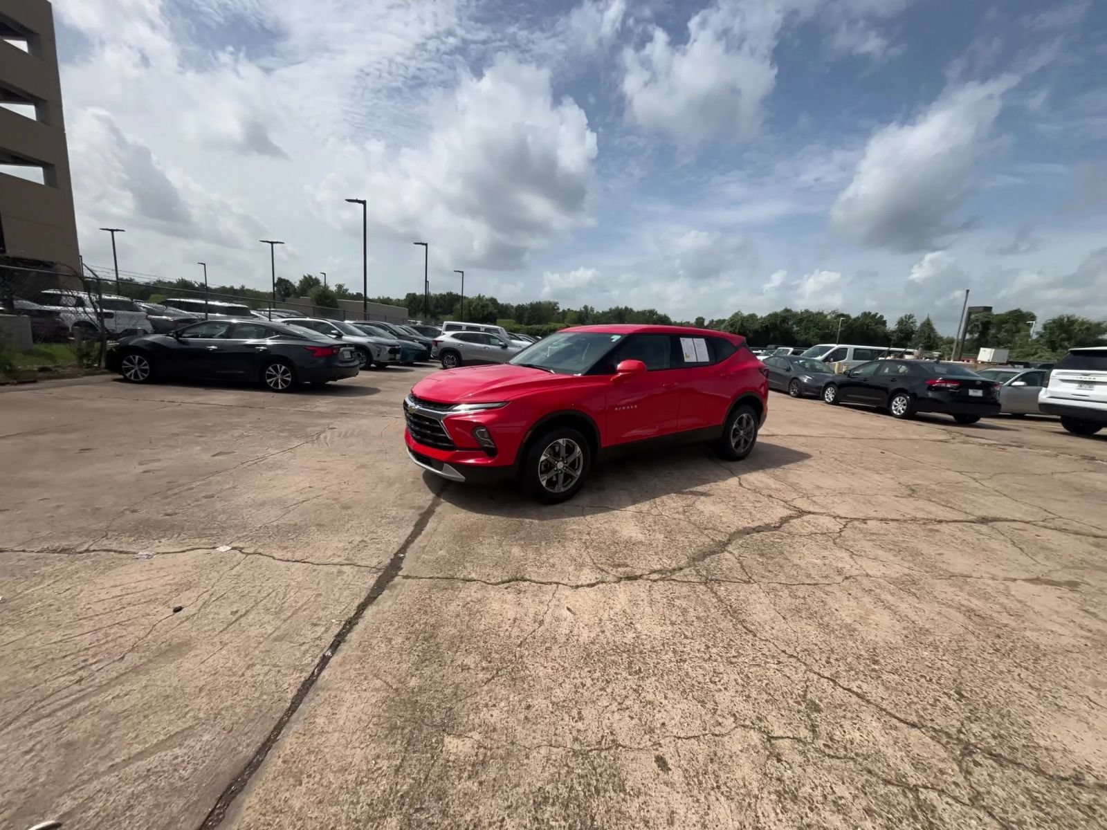 Used 2025 Chevrolet Blazer LT FWD image 16