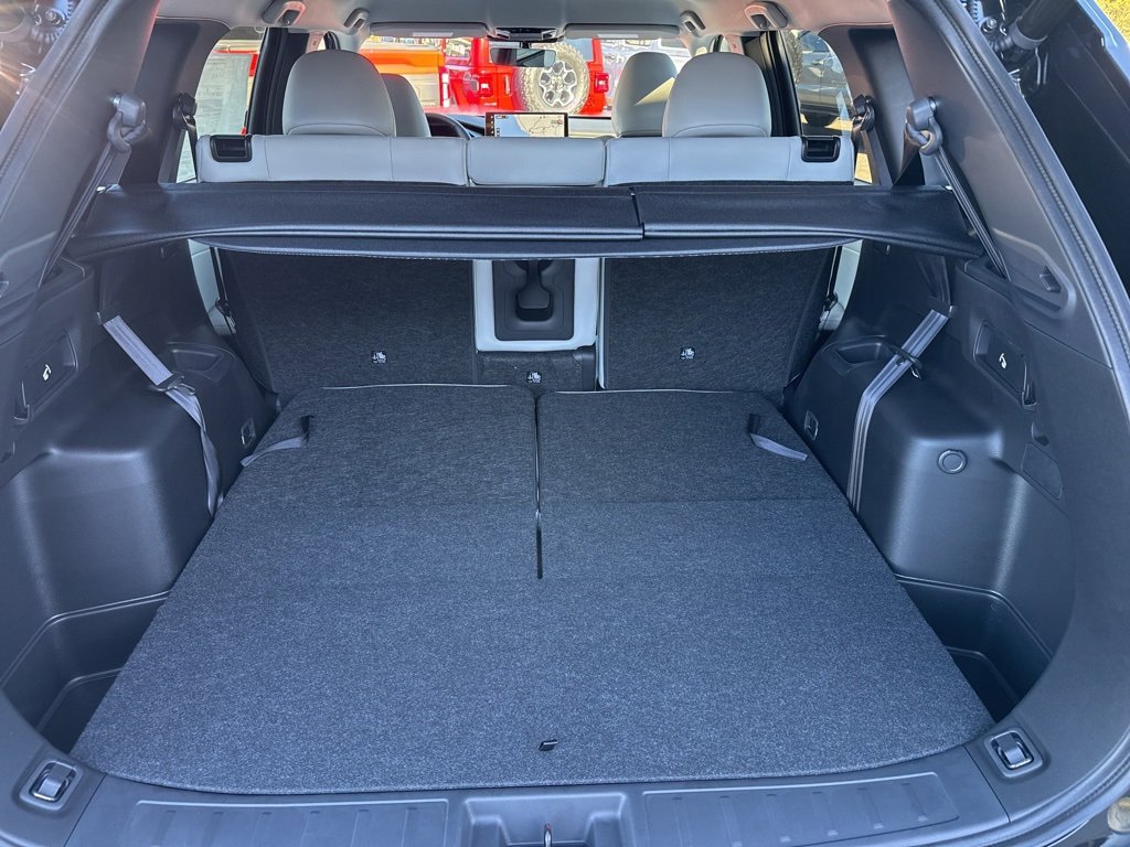 New 2025 Mitsubishi Outlander SE image 27