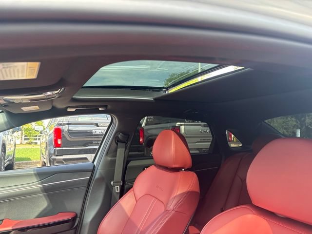Used 2025 Kia K5 GT-Line w/ GT-Line Premium Package FWD image 9