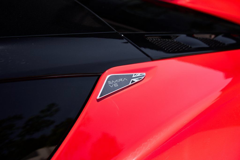 Used 2025 Lotus Emira RWD image 9