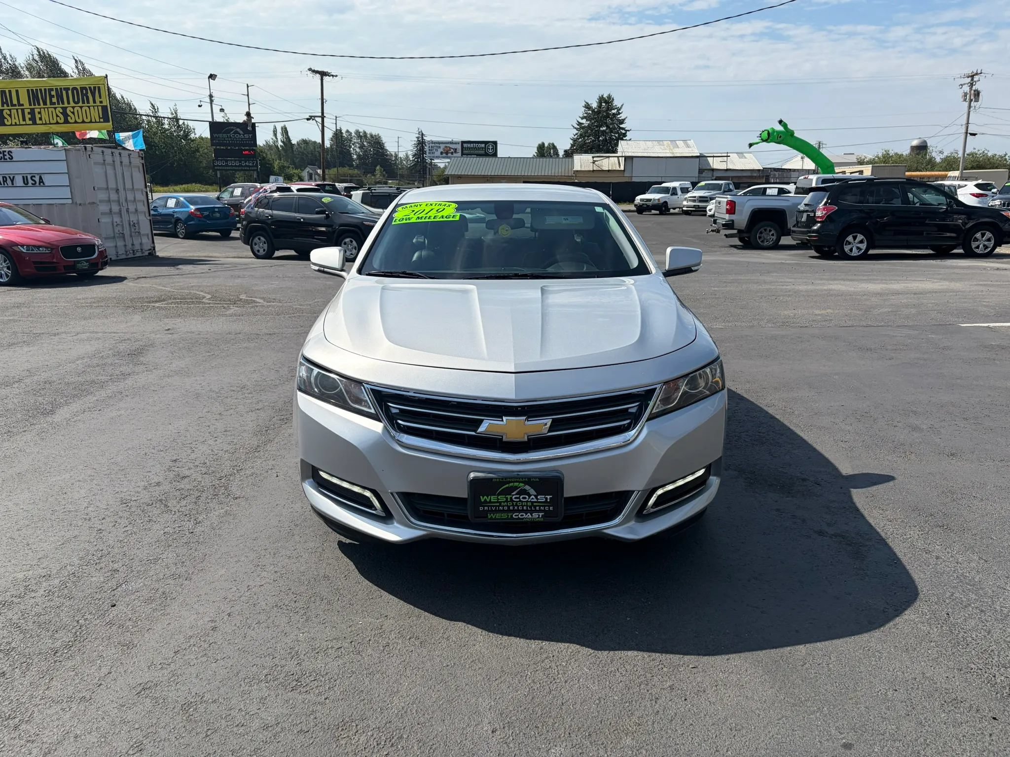 Used 2019 Chevrolet Impala LT FWD image 2