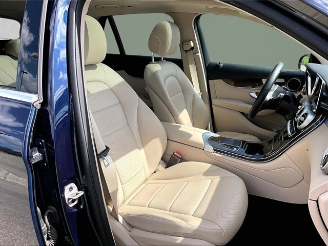 Used 2021 Mercedes-Benz GLC 300 image 9