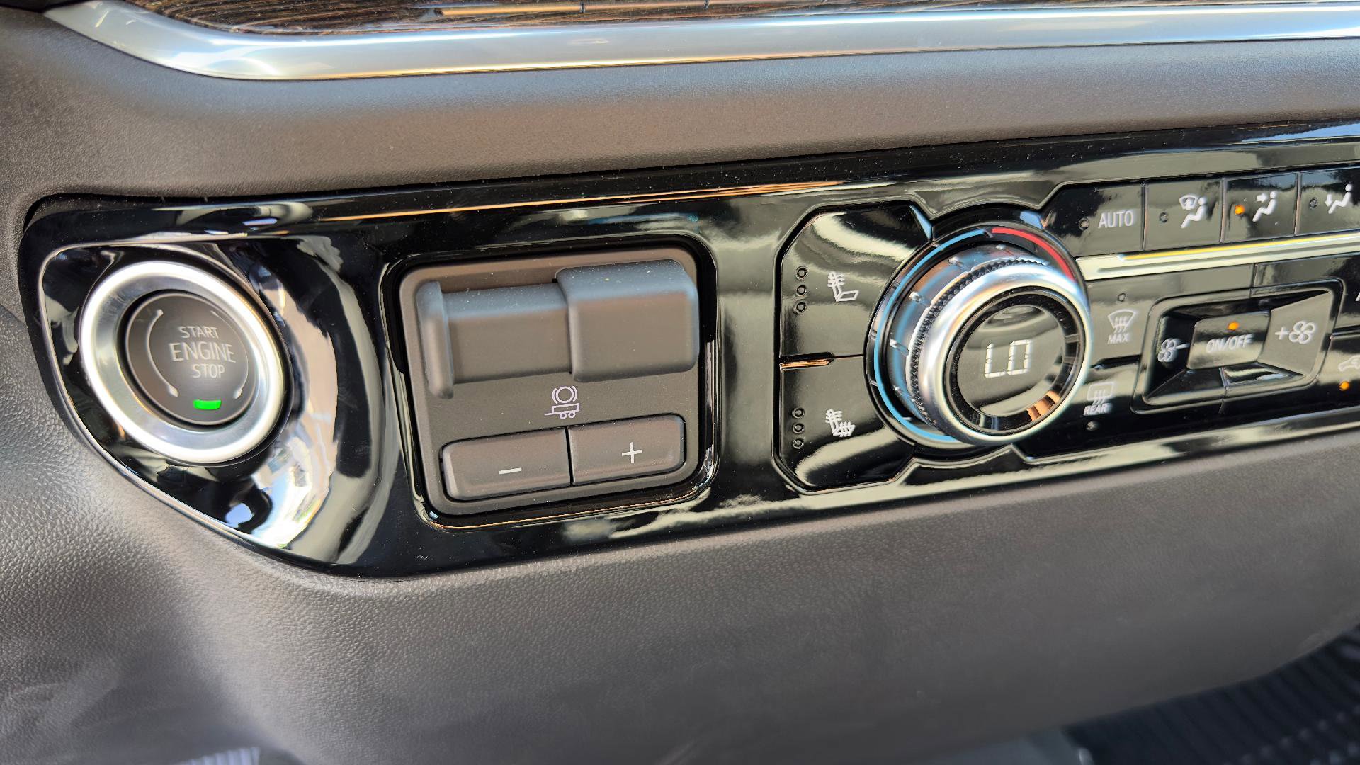 New 2025 GMC Sierra 1500 Elevation image 20