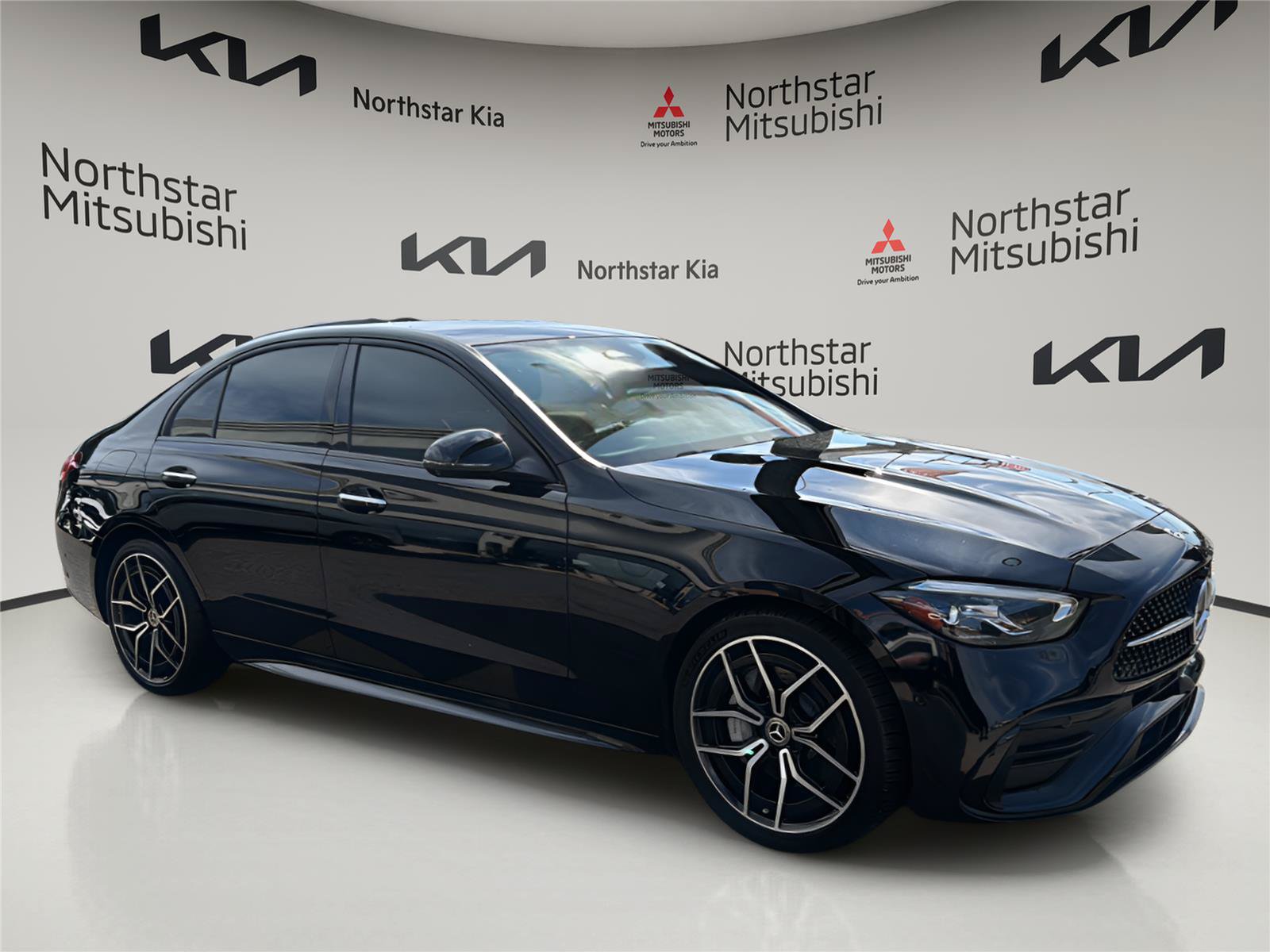 Used 2023 Mercedes-Benz C 300 Sedan image 10