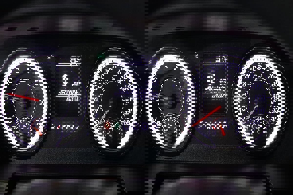 Used 2018 RAM 1500 Express image 37