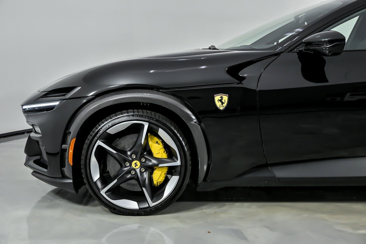 Used 2025 Ferrari Purosangue image 8