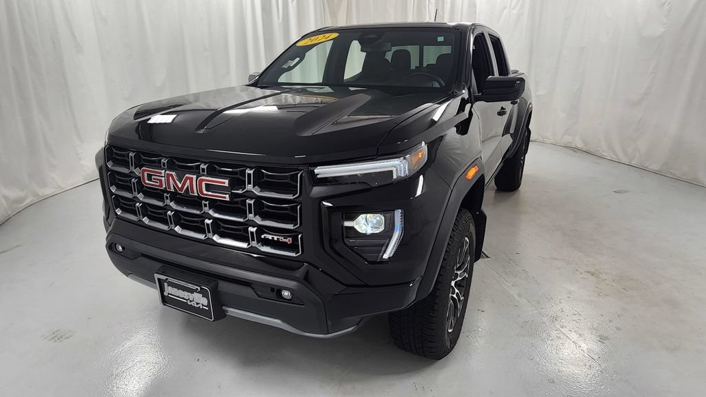 Used 2024 GMC Canyon AT4 AWD/4WD image 7