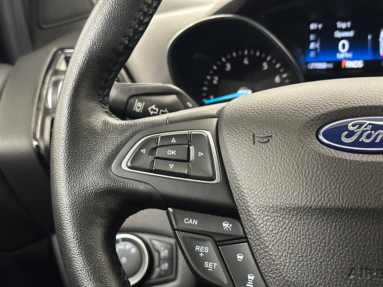 Used 2019 Ford Escape Titanium image 23