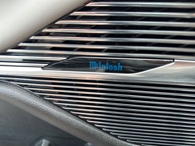 New 2024 Jeep Grand Wagoneer L 4WD w/ Flexible Seating Group image 11