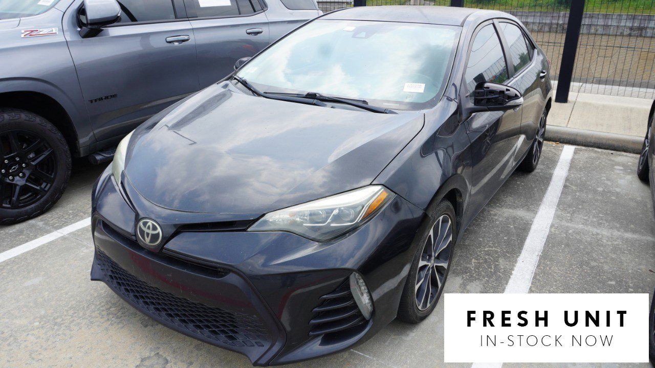 Used 2017 Toyota Corolla SE FWD image 1