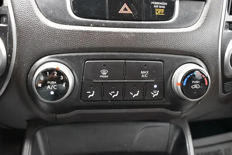Used 2011 Hyundai Tucson GLS FWD image 29