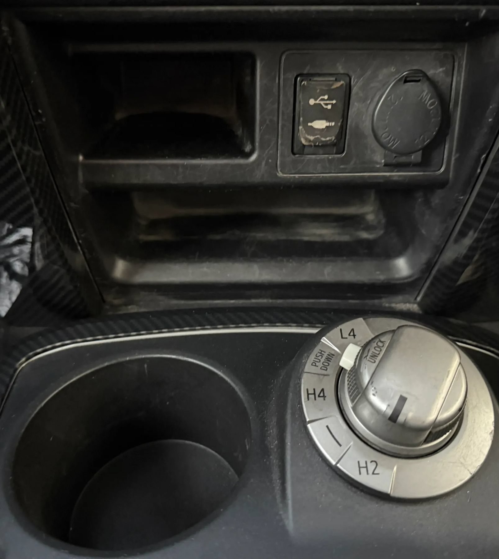 Used 2014 Toyota 4Runner SR5 AWD/4WD image 21