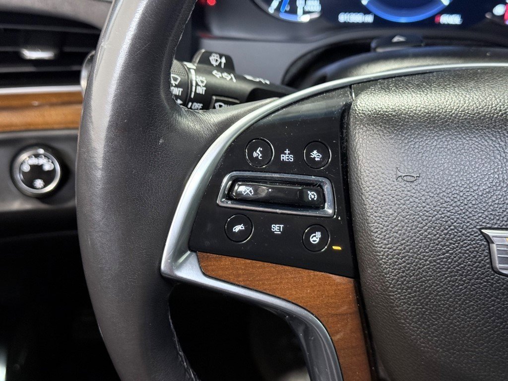 Used 2018 Cadillac Escalade Luxury image 39