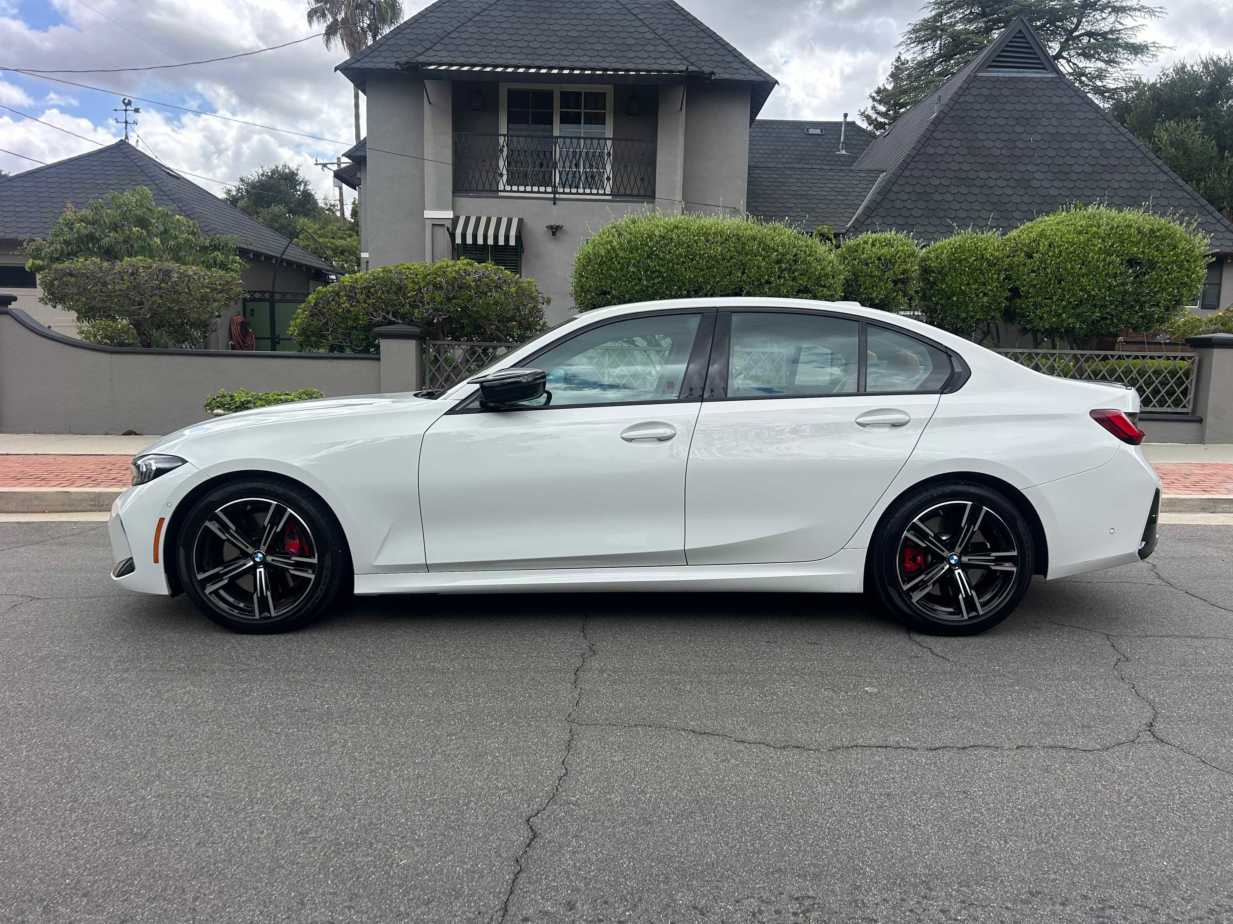 Used 2023 BMW M340i w/ Premium Package RWD image 4