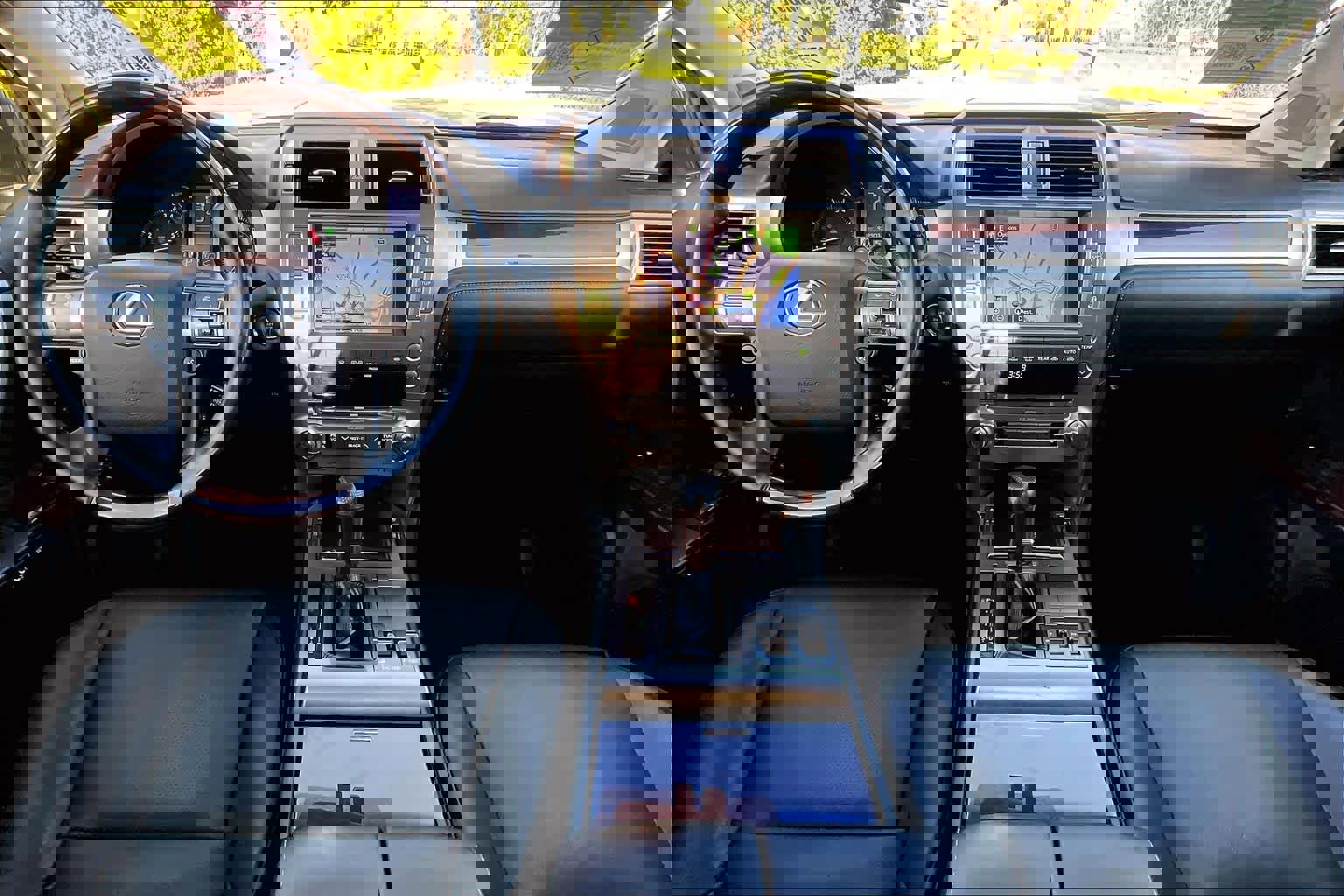 Used 2018 Lexus GX 460 Premium image 14