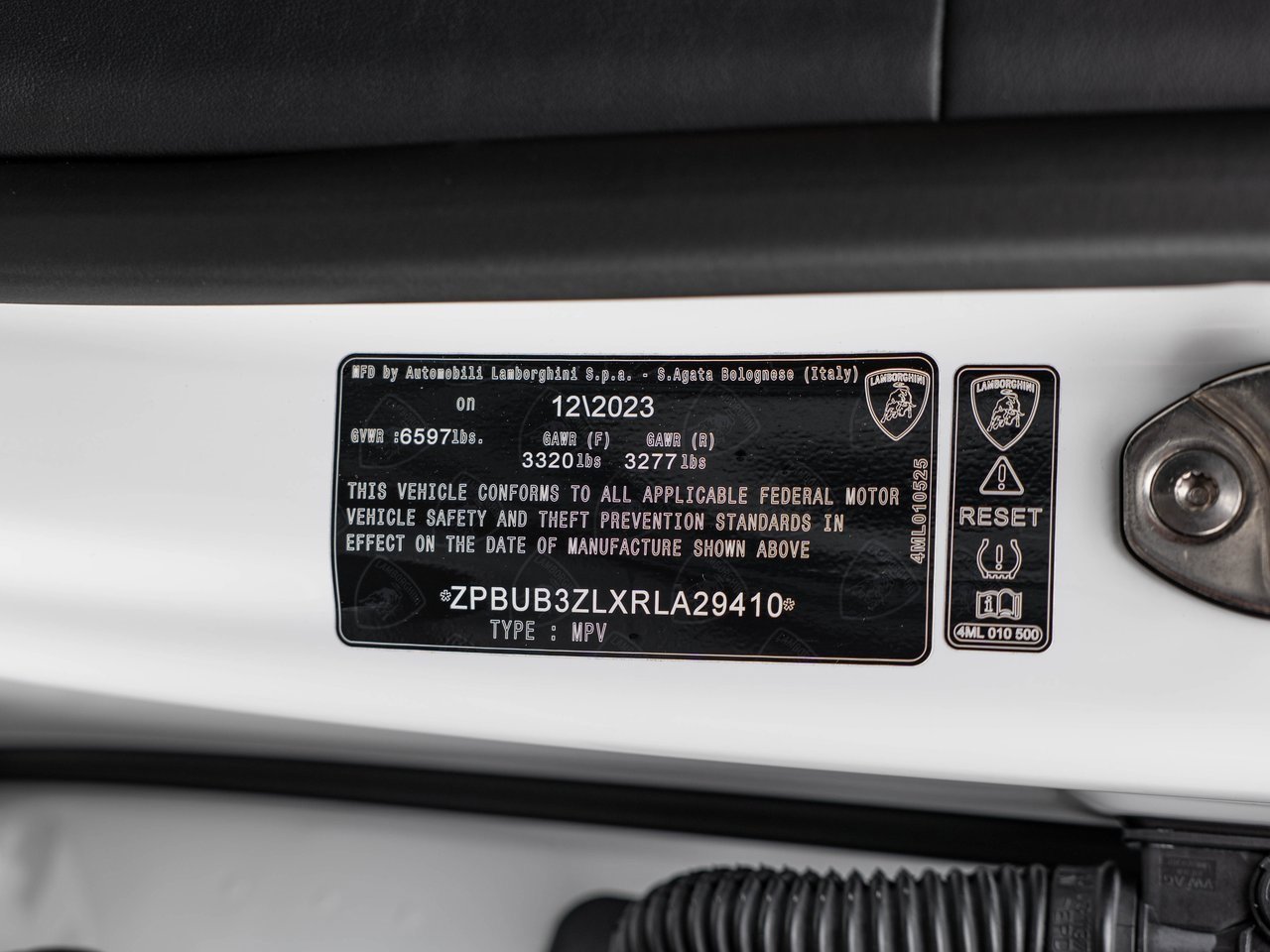 Used 2024 Lamborghini Urus S image 53