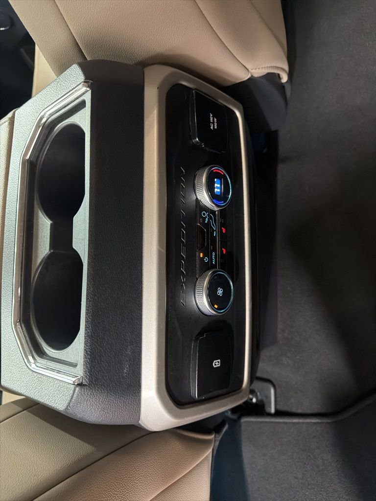 Used 2024 Ford Expedition Max Limited RWD image 15