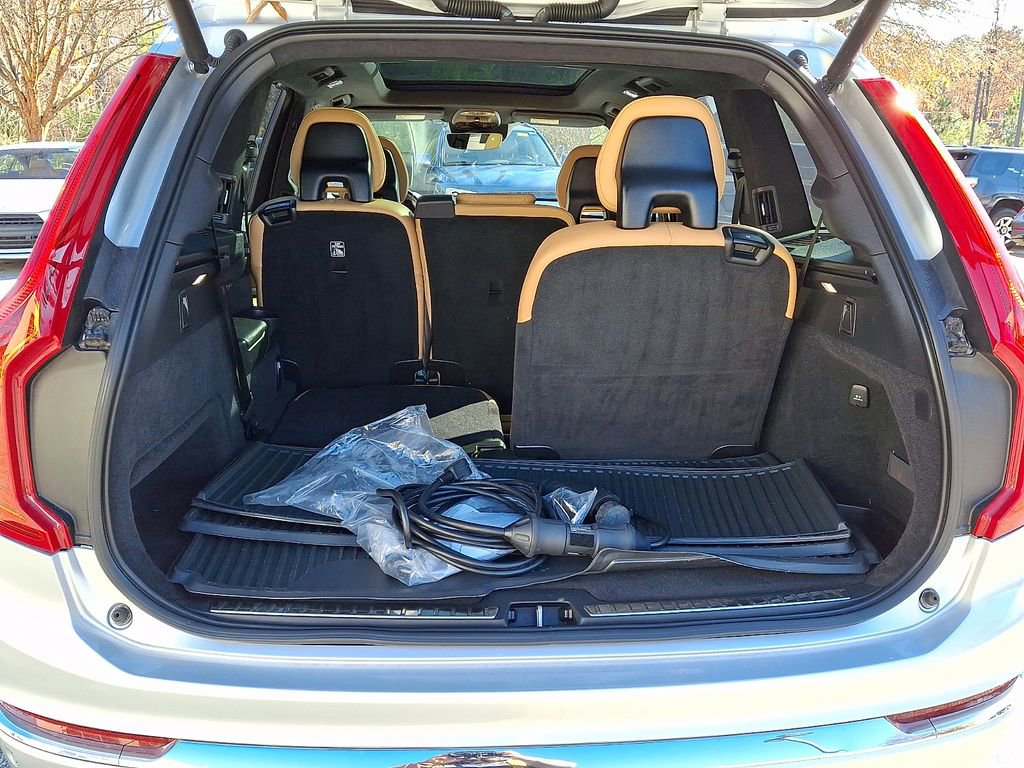 Used 2021 Volvo XC90 T8 Inscription image 31
