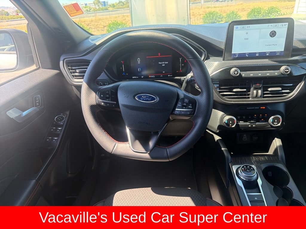Used 2025 Ford Escape ST-Line FWD image 13