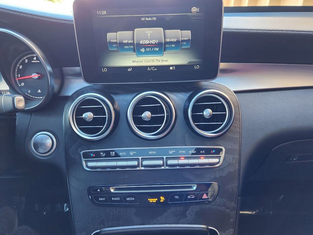 Used 2018 Mercedes-Benz GLC 300 4MATIC Coupe image 16