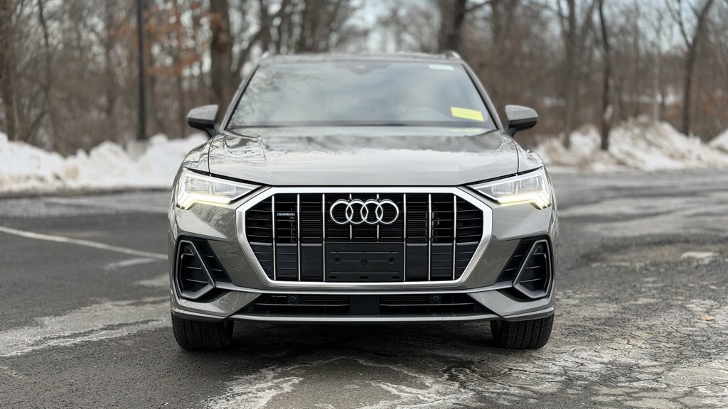 Used 2025 Audi Q3 2.0T Premium w/ Convenience Package image 10
