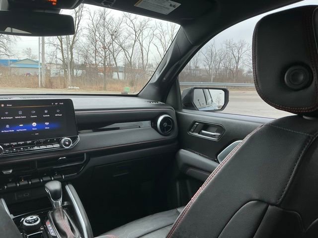 Used 2023 Chevrolet Colorado Z71 w/ Z71 Convenience Package 2 image 29