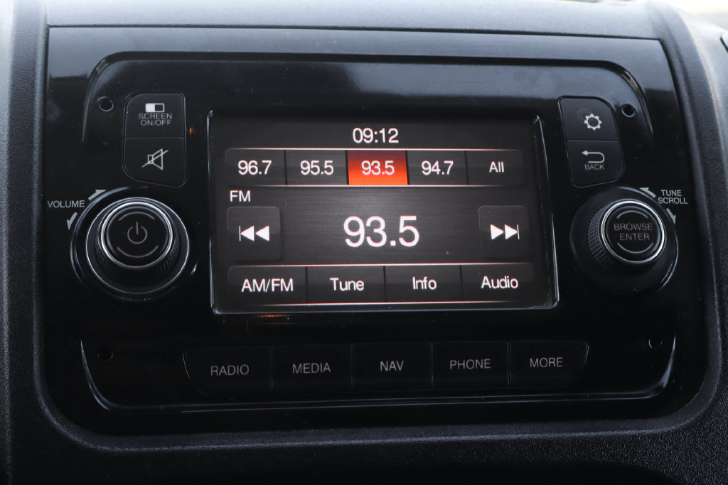 Used 2020 RAM ProMaster 3500 FWD image 25