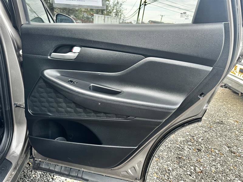 Used 2019 Hyundai Santa Fe SE AWD/4WD image 24