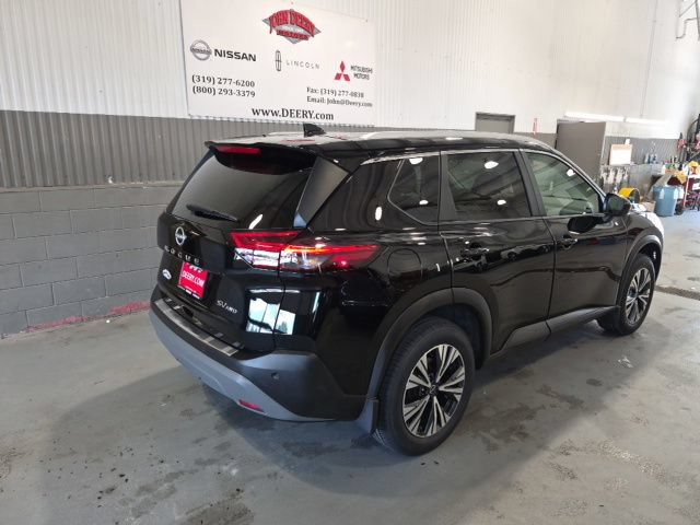 Certified 2023 Nissan Rogue SV w/ SV Premium B Package AWD/4WD image 3
