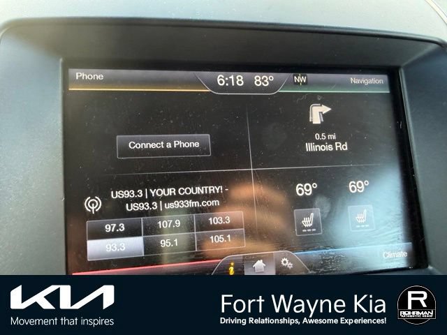 Used 2015 Ford Edge SEL w/ Equipment Group 201A FWD image 12