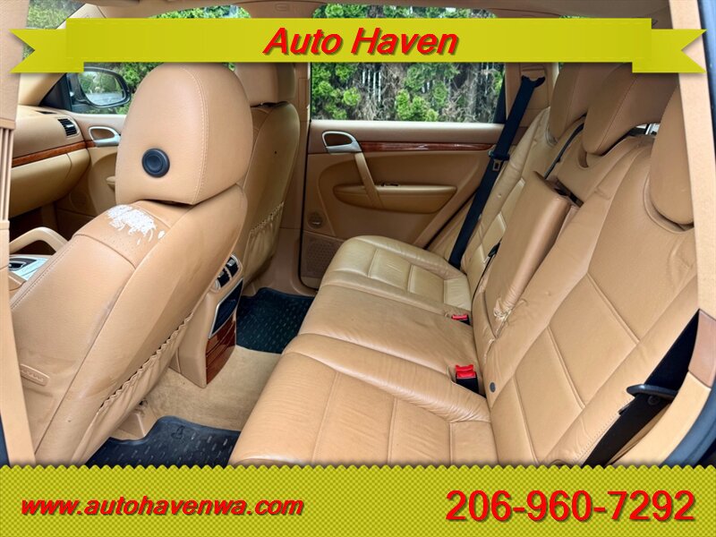 Used 2006 Porsche Cayenne S AWD/4WD image 11