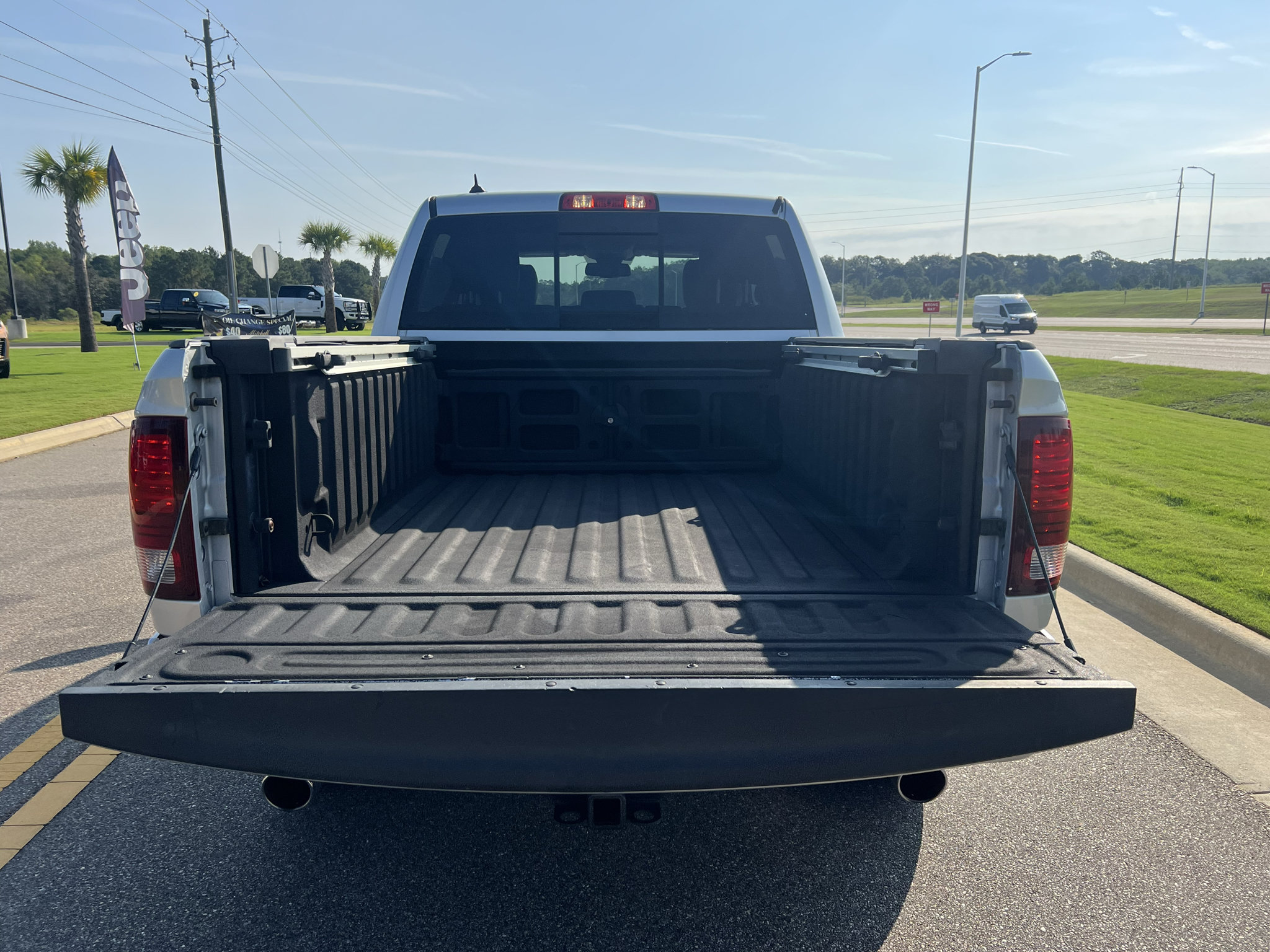 Used 2015 RAM 1500 Sport w/ Remote Start & Security Group AWD/4WD image 10