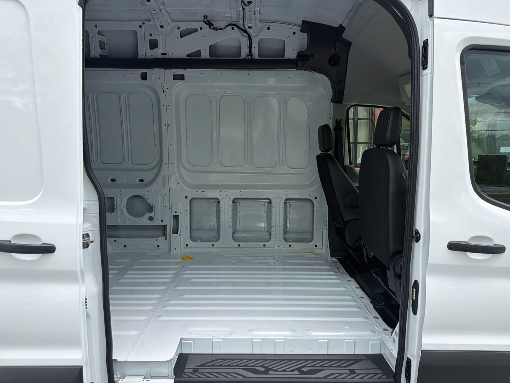 New 2026 Ford Transit 350 148 High Roof AWD image 23