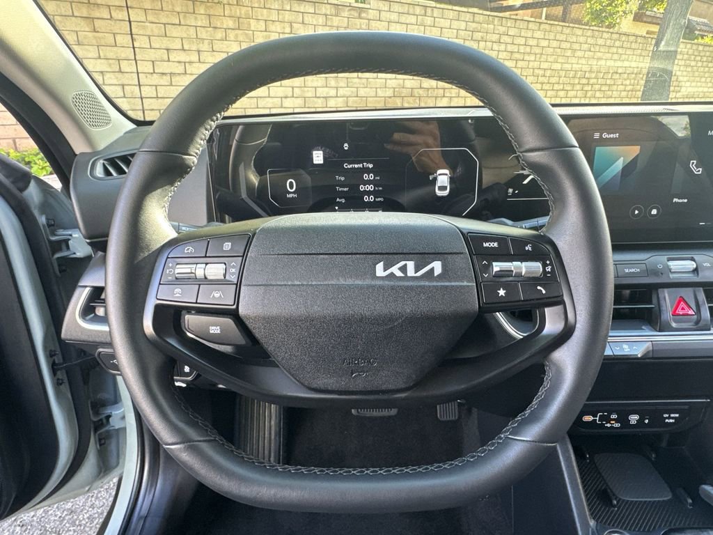 Used 2025 Kia K4 EX FWD image 11