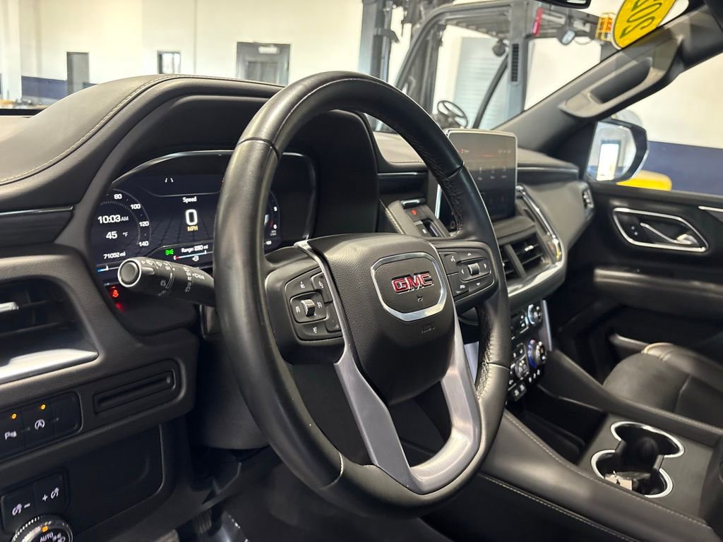 Used 2024 GMC Yukon SLT image 16