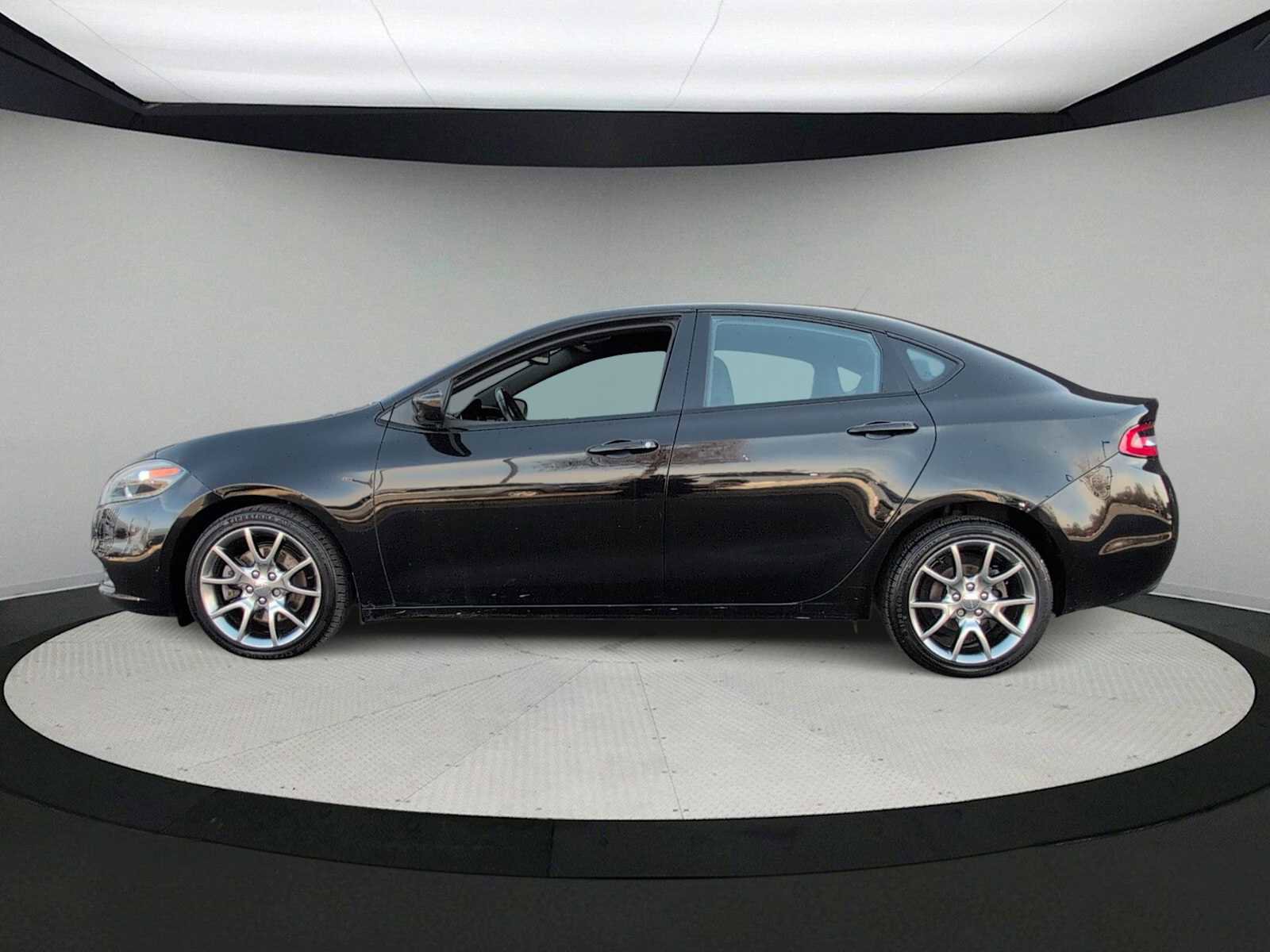 Used 2015 Dodge Dart SXT image 5