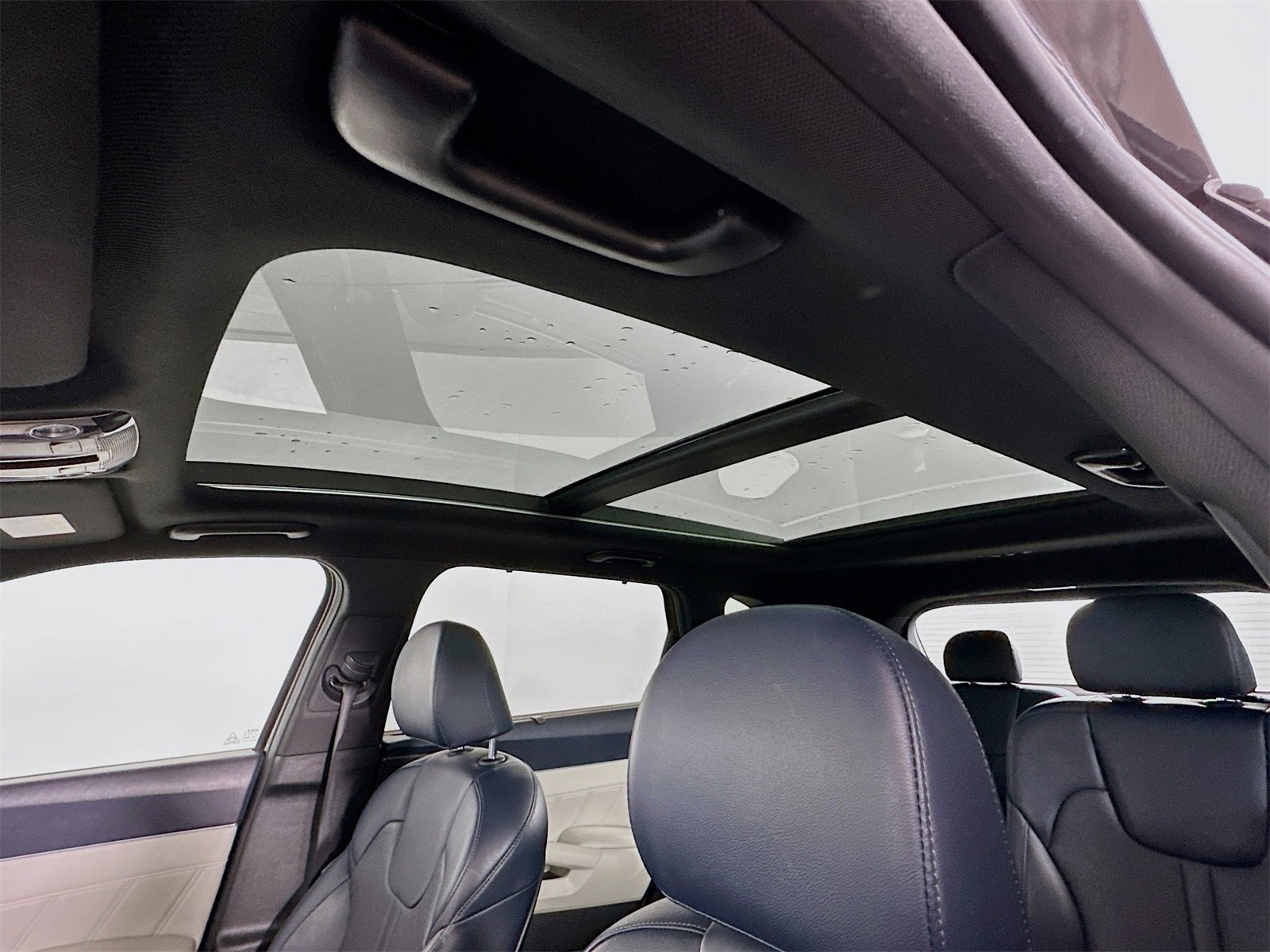 Used 2023 Kia Sorento SX Prestige image 23