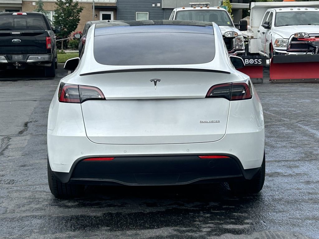 Used 2022 Tesla Model Y Performance AWD/4WD image 5