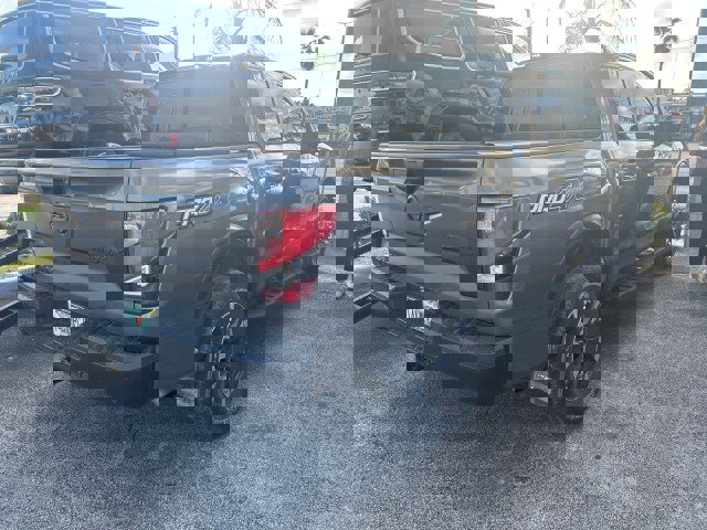 Used 2021 Nissan Titan PRO-4X w/ Pro-4x Utility Package image 9