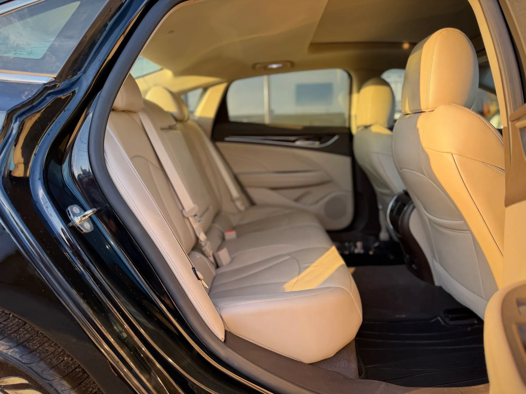 Used 2019 Buick LaCrosse Premium w/ Driver Confidence Package II AWD/4WD image 24