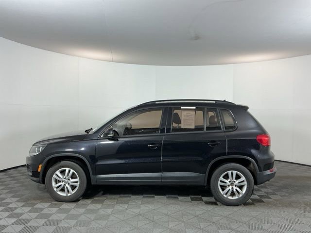 Used 2015 Volkswagen Tiguan S FWD image 8