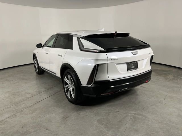 Used 2024 Cadillac Lyriq Tech RWD image 6