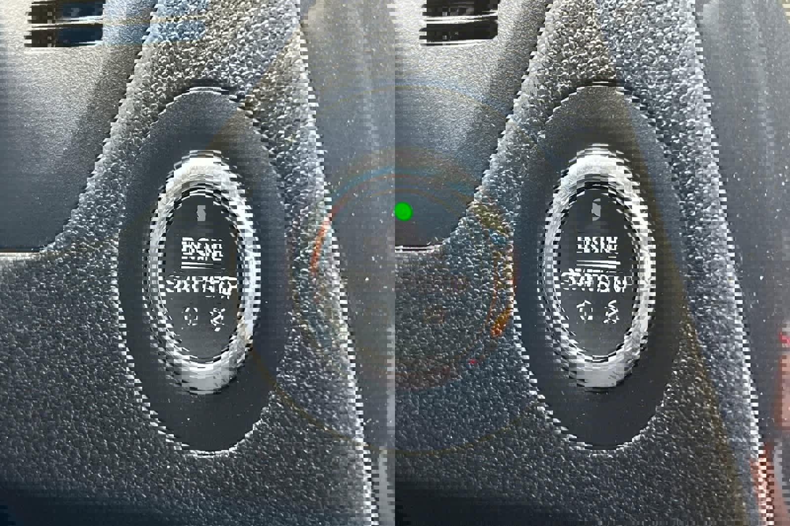 Used 2018 Ford Explorer Sport w/ Equipment Group 401A image 30